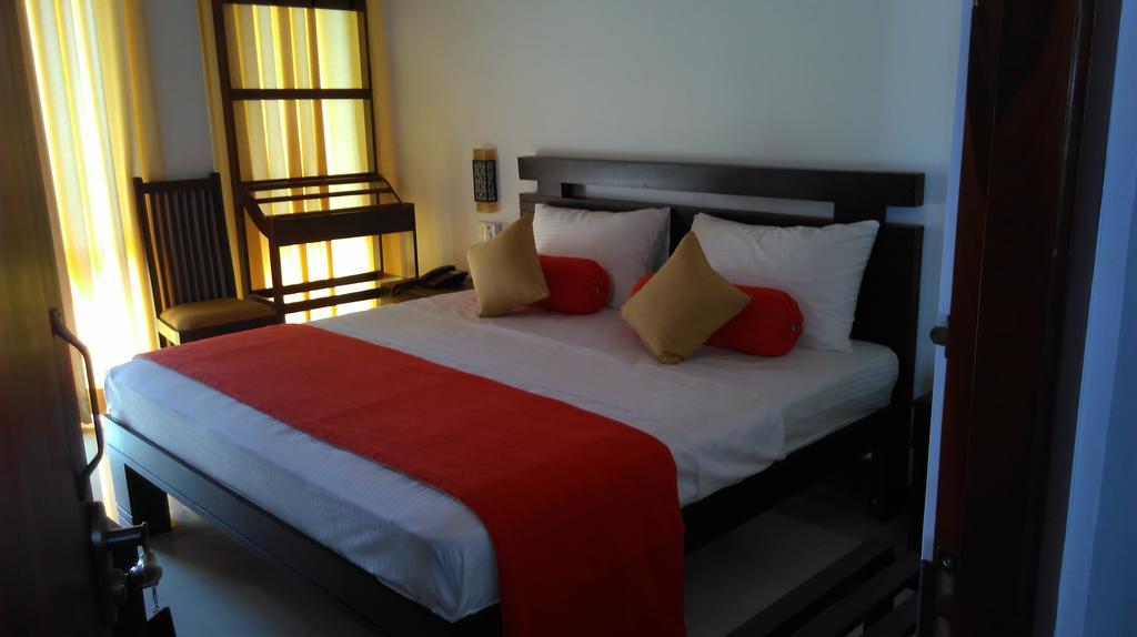 Vin Roma Inn Kandy Exterior foto