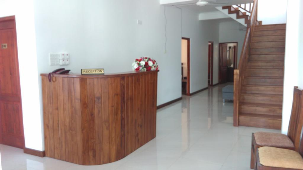 Vin Roma Inn Kandy Exterior foto